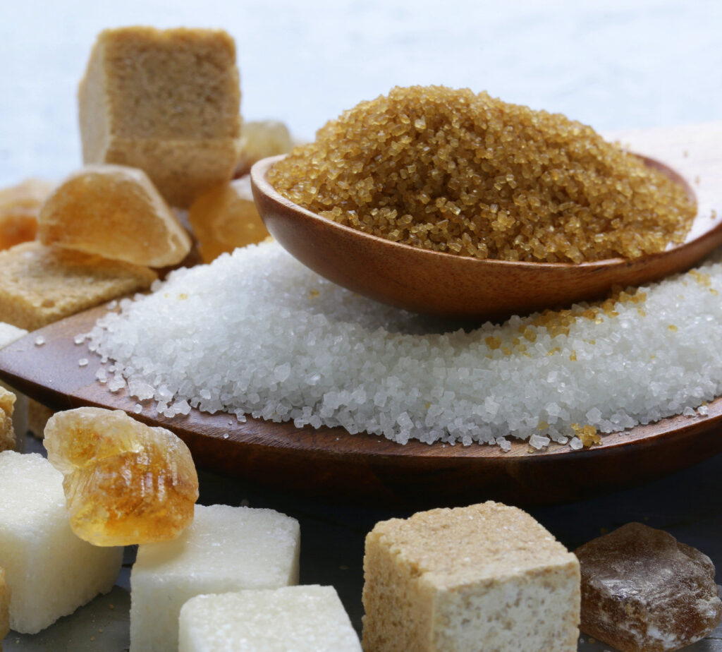 Versteckter Zucker brauner und weißer Zucker